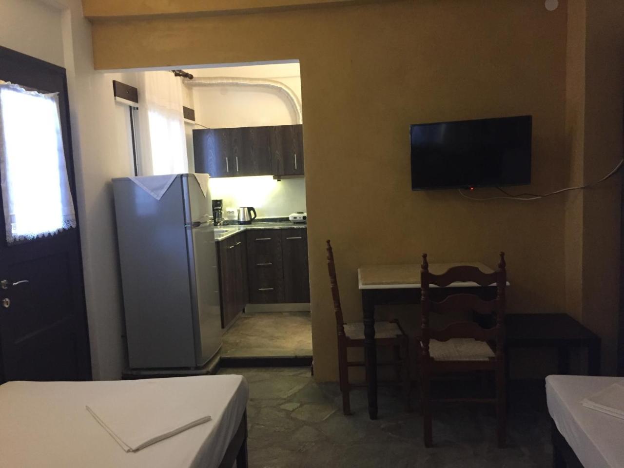 Sotiroulis Apartments Néa Meságkala Exterior foto